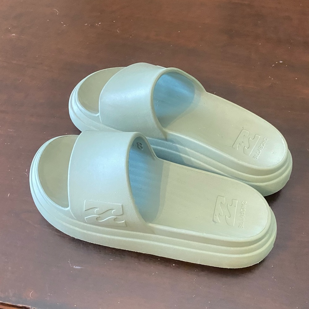 Billabong Green Platform Sandals, Womans Size 8
